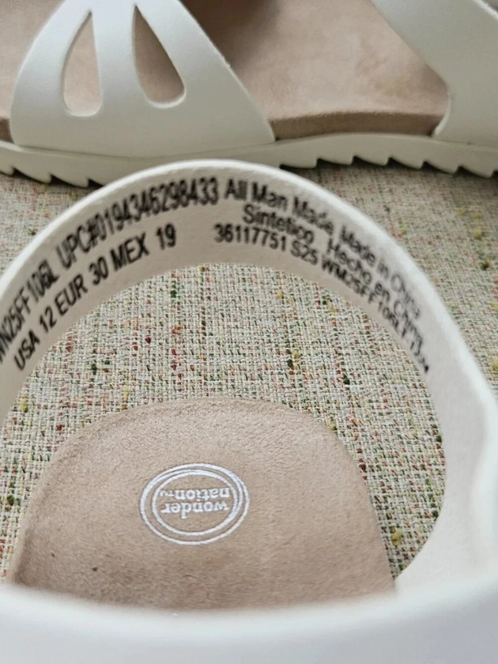 Wonder nation Kid Girl Sandal White Faux Vegan Leather Shoe Size 12USA 30EU NWT